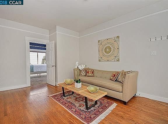 3rd image of 438 Masonic Ave
