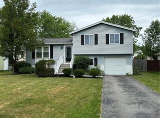 202 Kaymar Dr, Amherst, NY 14228