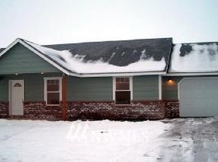 5641 Crystal Springs Dr, Moses Lake, WA 98837
