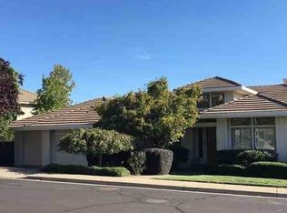 12140 Mont Vista Dr, Auburn, CA 95603