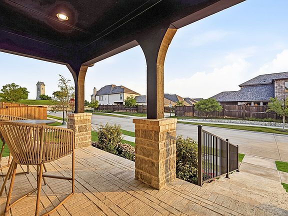 2nd image of 8509 Scottys Lake Ln