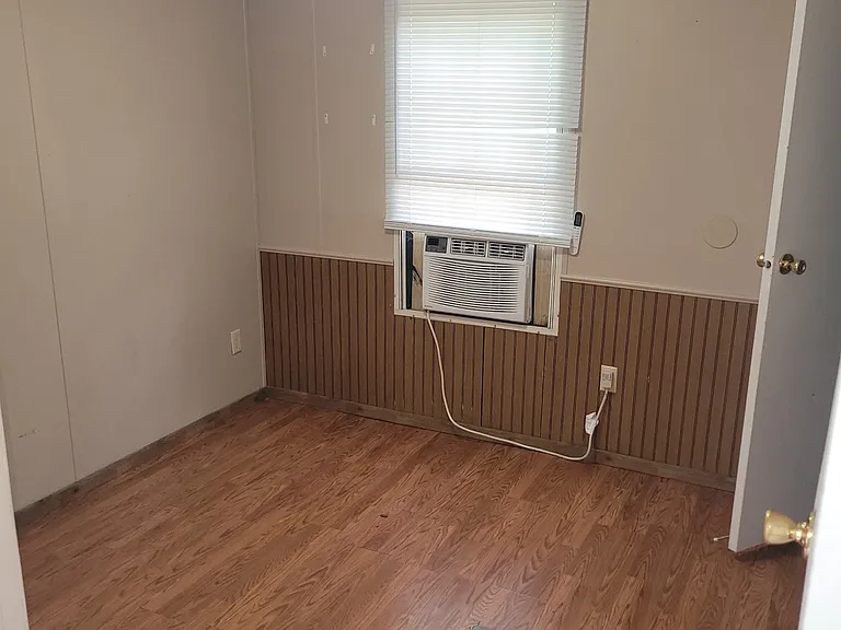 193 Clover Leaf Dr — Photo 4