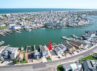 422 W Shore Dr, Brigantine, NJ 08203