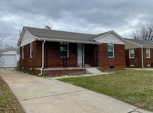 404 E Rickenbacker Dr, Midwest City, OK 73110