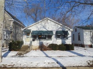 704 2nd Ave, Aurora, IL 60505