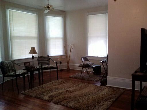5th image of 232 NE Sanchez Avenue # Top Floor