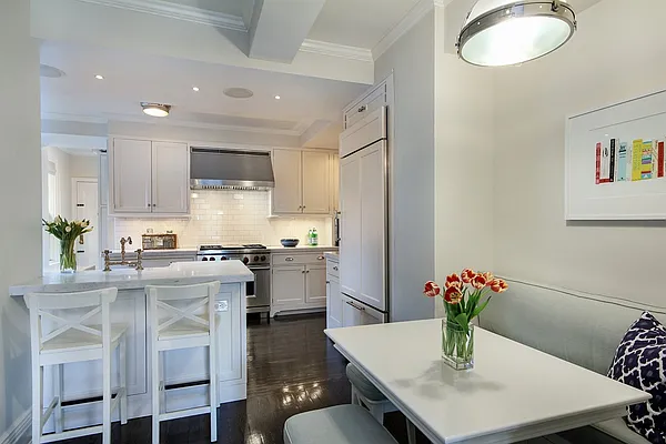 Sold by Corcoran | media 19