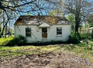 35121 Avondale St, Westland, MI 48186