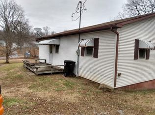 62 Lick Creek Rd, Buncombe, IL 62912