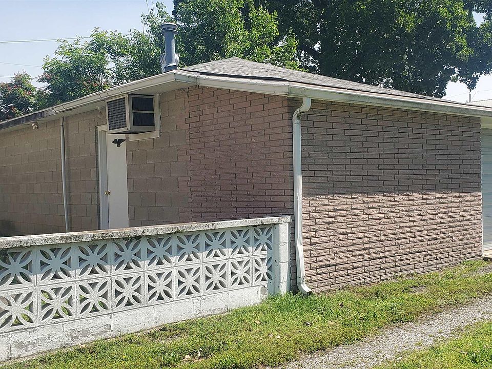 906 S McKinley St, Harrisburg, IL 62946 Zillow