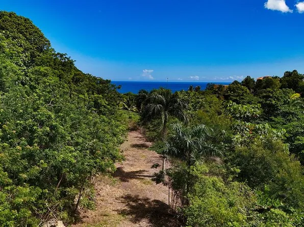 Puntas Paradise Calle Vista Del Mar, Rincon, PR 00677