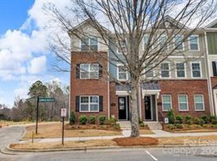 16764 Summers Walk Blvd, Davidson, NC 28036