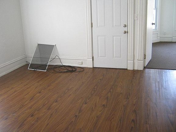3rd image of 109 Falconer St #1