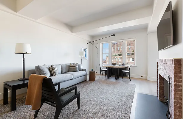 Rented by Brown Harris Stevens | media 11