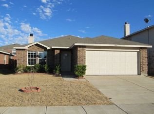 9101 Old Clydesdale Dr, Fort Worth, TX 76123