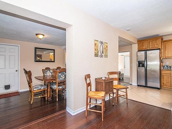 4th image of 2922 W Elrod Ave