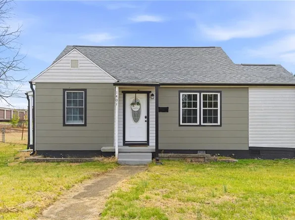 1401 Ashe St, Burlington, NC 27217