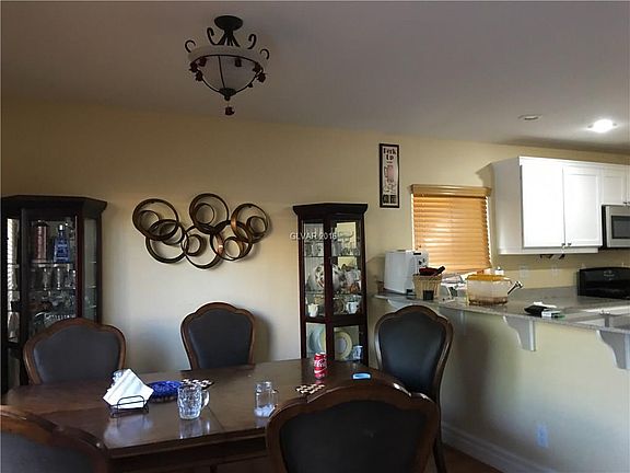 3rd image of 355 Dog Leg Dr