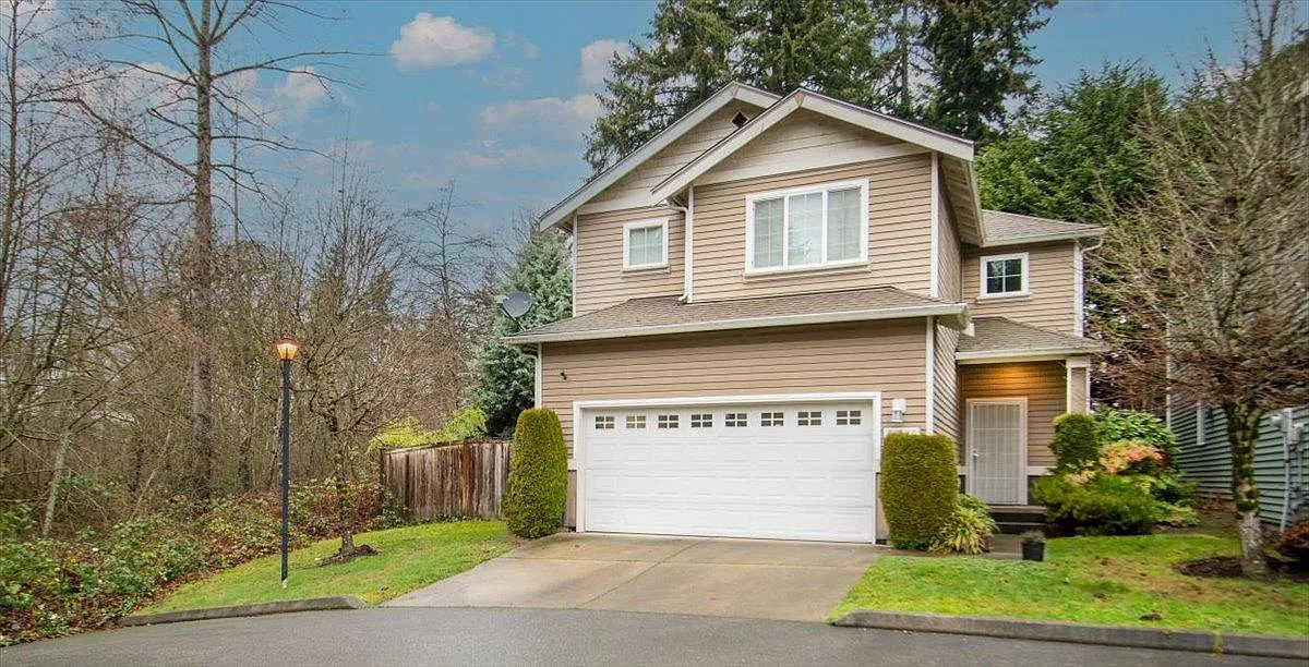 3340 S 283rd Ln photo 1
