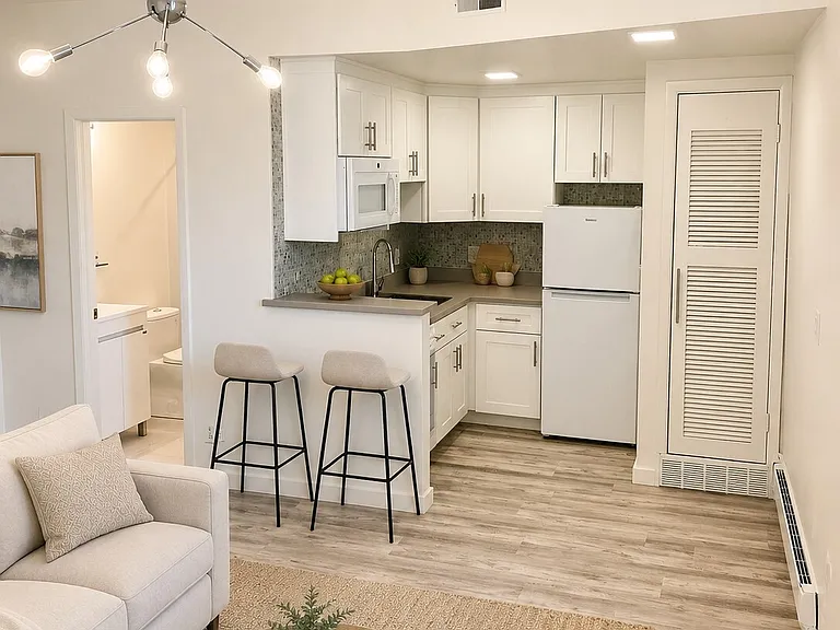 3701 Butler St — Photo 14