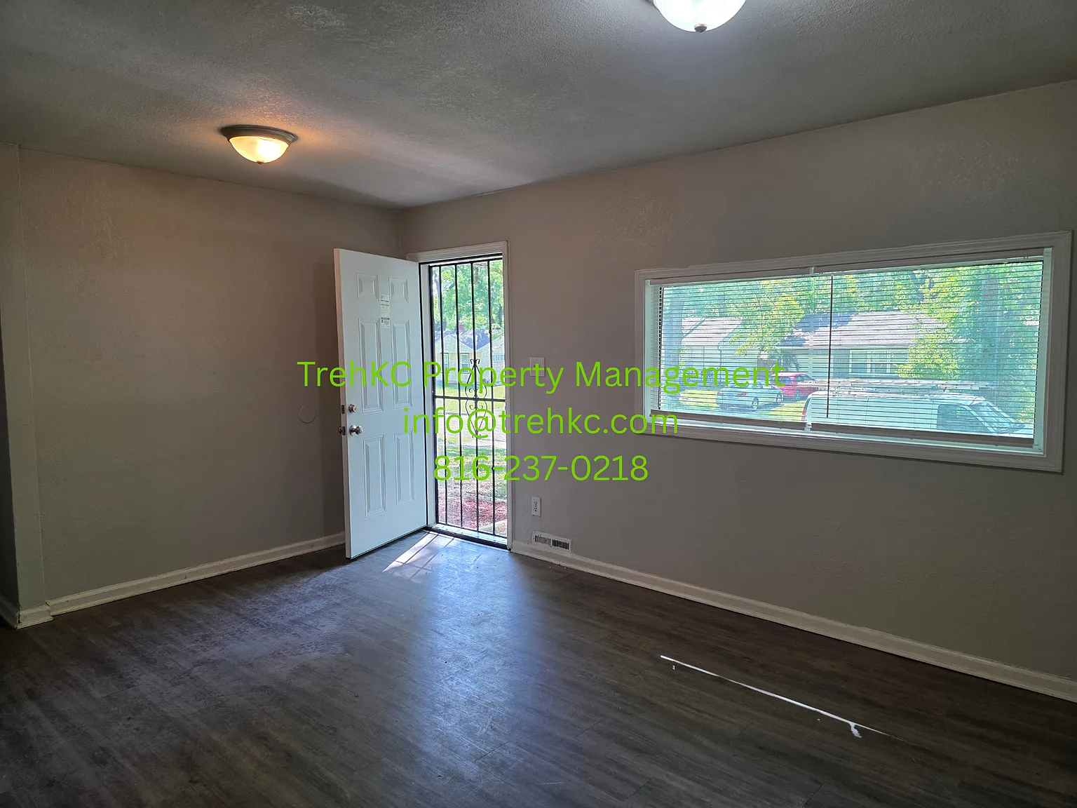 11206 Corrington Avenue - 1 — Photo 4