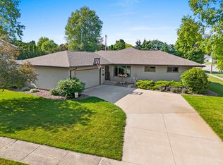 264 Grand Ave, BRILLION, WI 54110