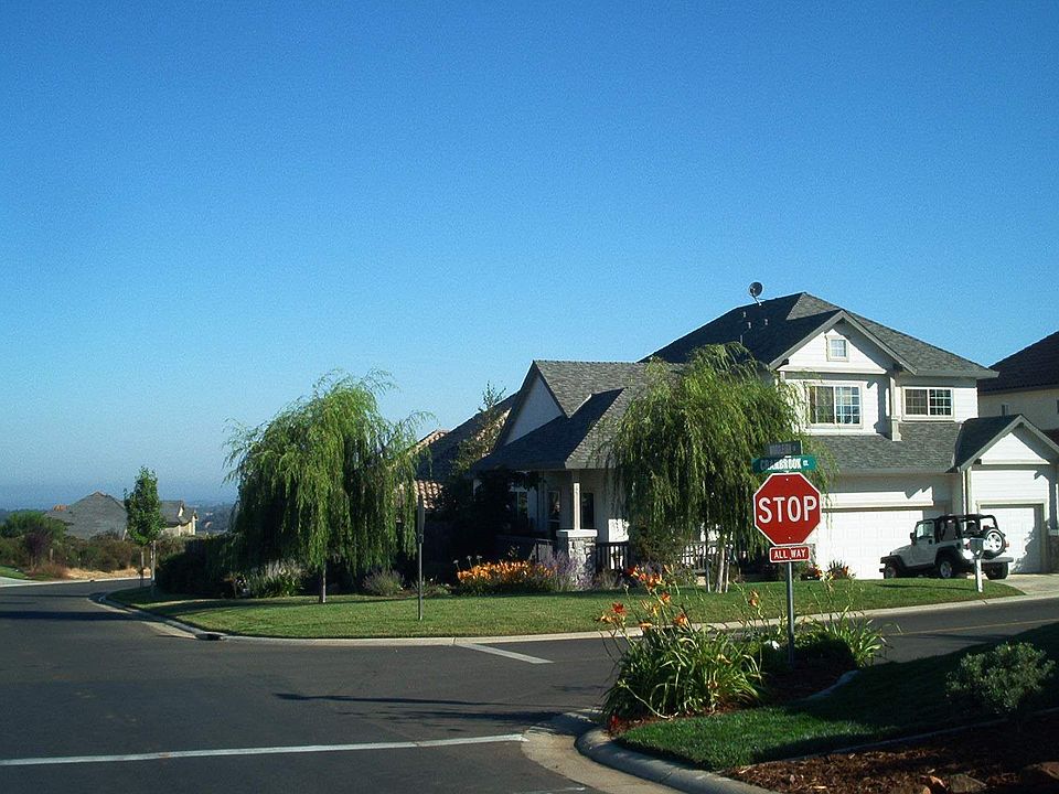 1st image of 301 Cranbrook Ct