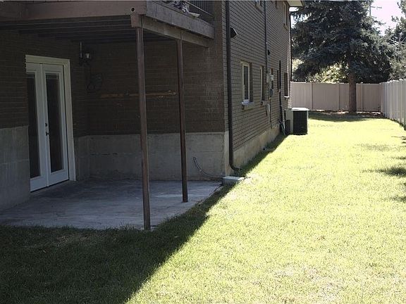 5th image of 7856 S Willowcrest Cir #B