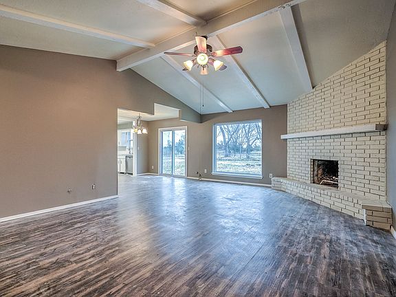 5th image of 24795 S Plainview Ave