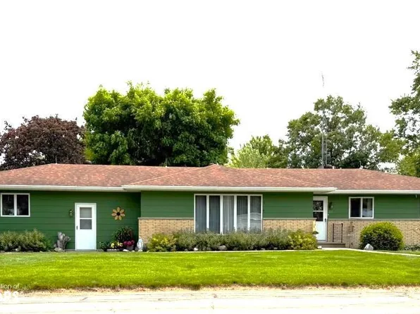 201 W 4th St, Packwood, IA 52580