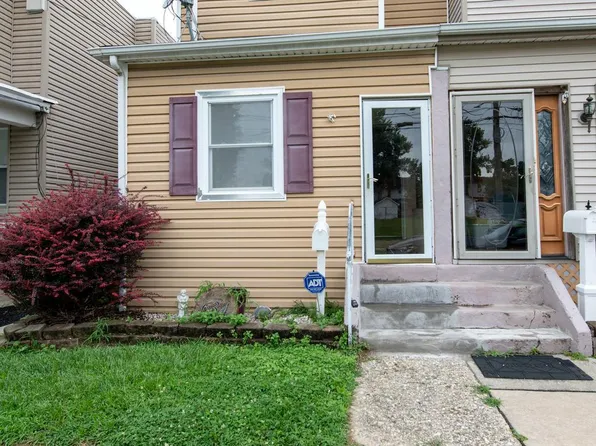 634 Johnson Ave, Upper Chichester, PA 19061