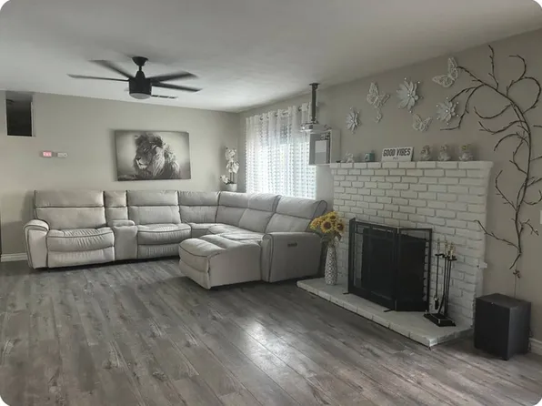 44311 Downsview Rd, Lancaster, CA 93535
