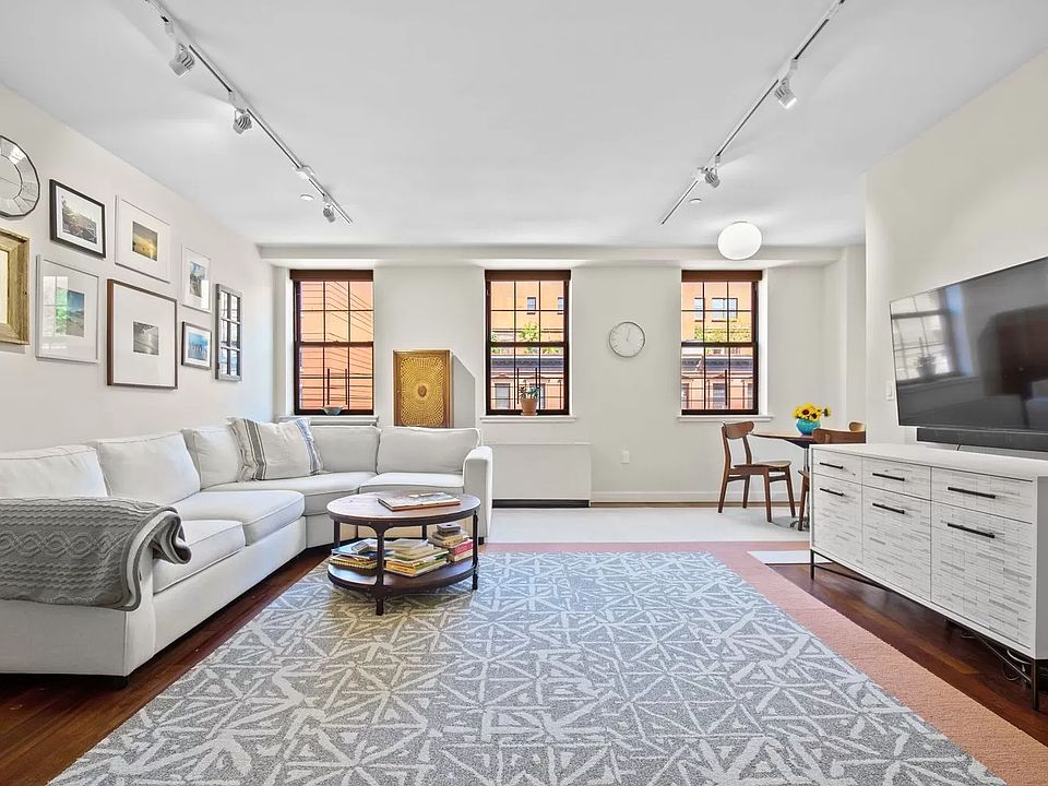 1st image of 309 W 118th St #4K