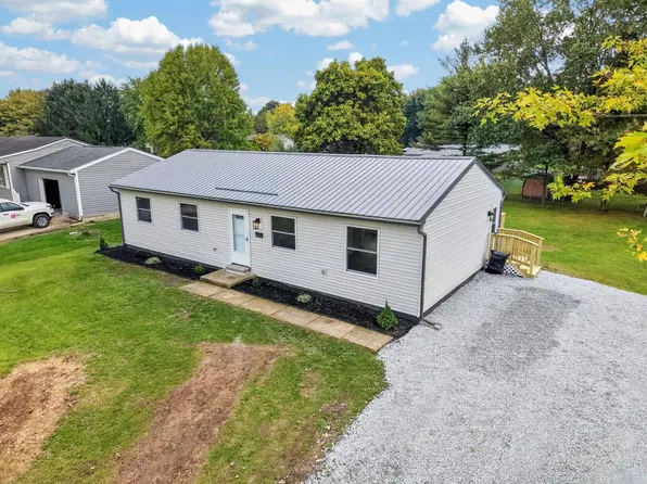 4416 White Rd, Centerburg, OH 43011