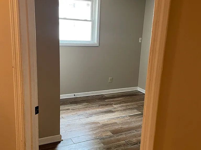 352 High St #6 — Photo 52