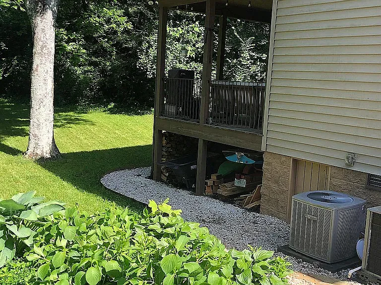 1320 Whitower Dr — Photo 28
