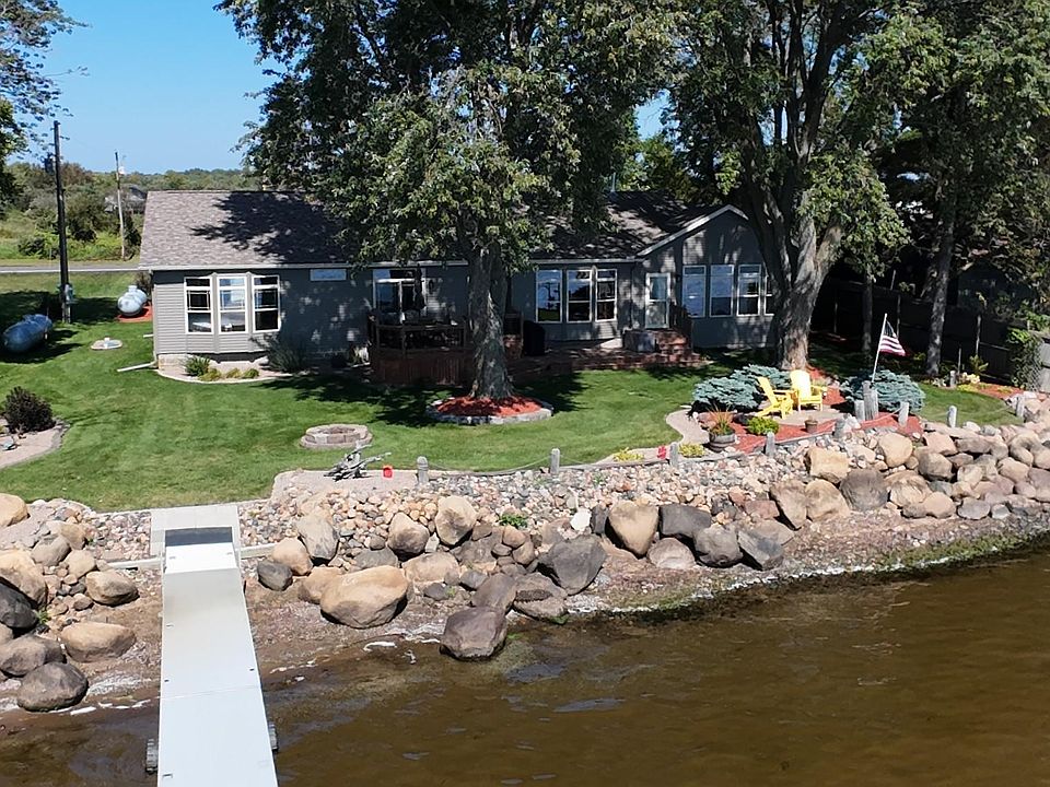 13th image of this home