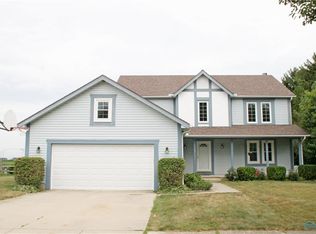 1400 Wren Rd, Bowling Green, OH 43402