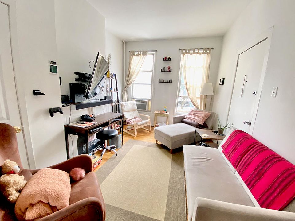 1st image of 156 14th St #1GR