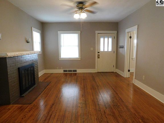 3rd image of 18 E 13th Ave
