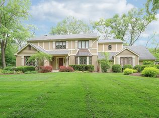 1100 Regency Ln, Lake Forest, IL 60045