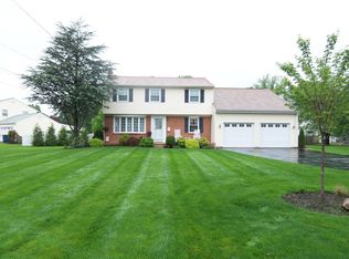 236 Crestview Rd, Hatboro, PA 19040