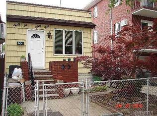 4649 161st St, Flushing, NY 11358