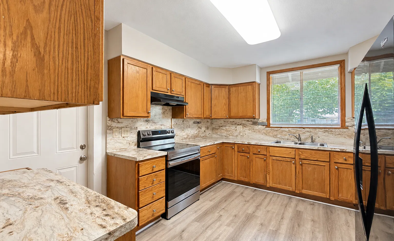 1022 Odessa Dr E - 1 — Photo 3