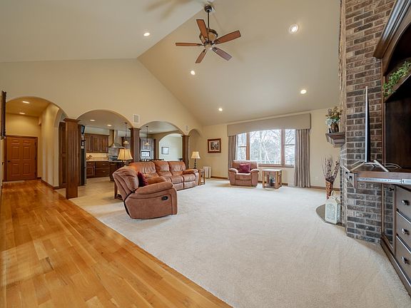 5th image of 3007 Lennon Ln