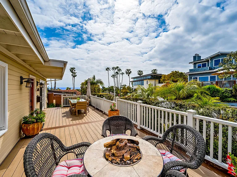 181 W Avenida Cornelio — Photo 9