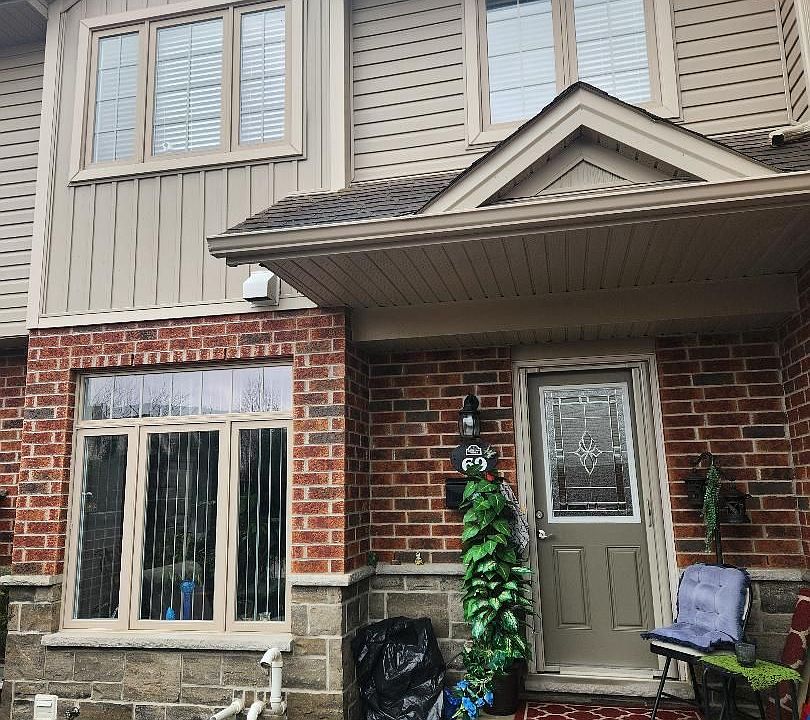 1st image of 1061 Eagletrace Dr #69