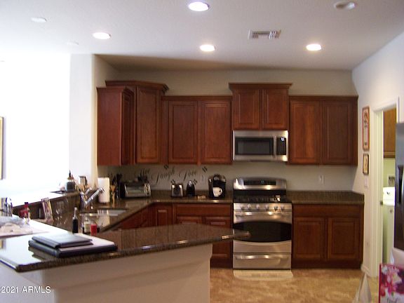 5th image of 26281 W Horsham Ct