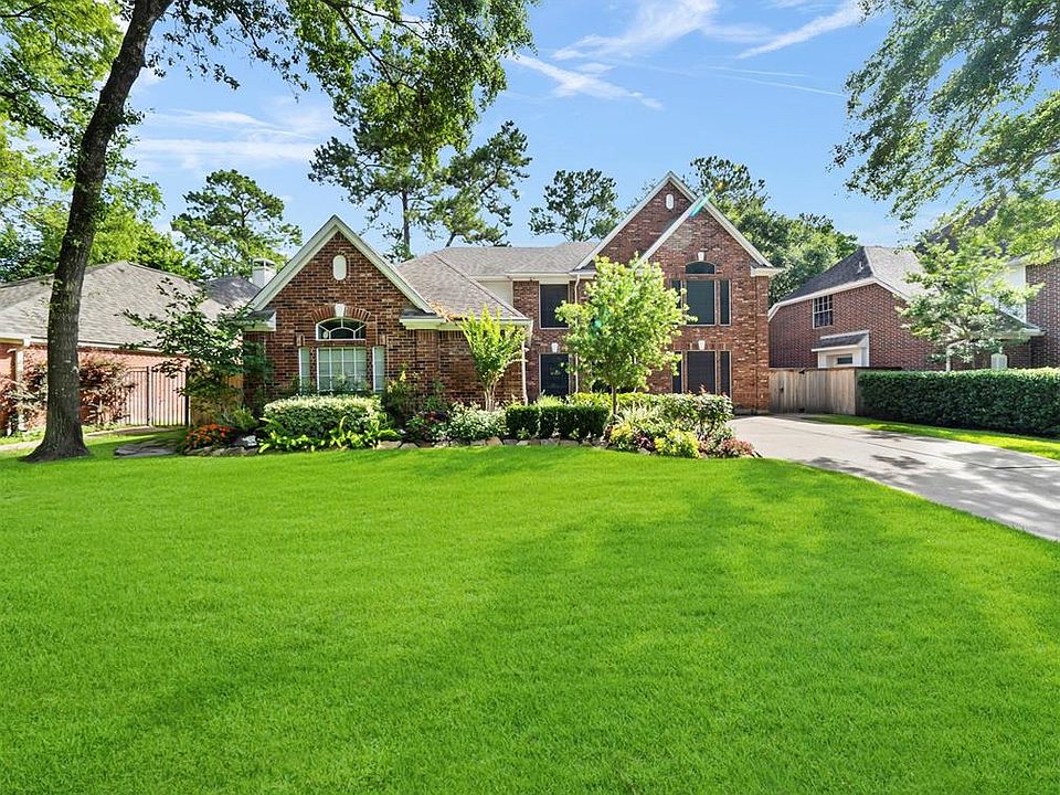1st image of 9118 Woodwind Lakes Dr