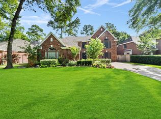 9118 Woodwind Lakes Dr, Houston, TX 77040